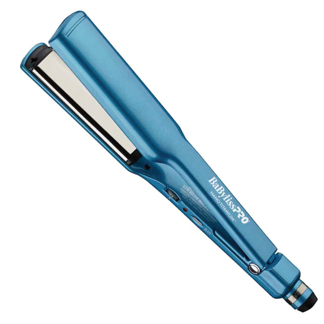 BaBylissPRO™ - Nano Titanium - Plancha de 1 ½" Placas Curvas tipo C Styler  2-BAB-//BABNTC3556TN